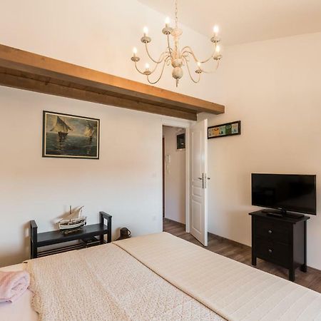 Skipper Suites Novigrad Istria エクステリア 写真